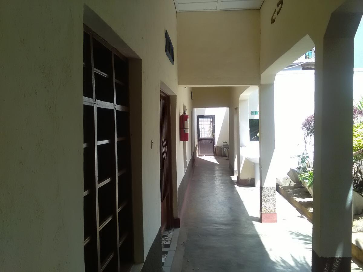Gloria Motel Cyangugu Dış mekan fotoğraf