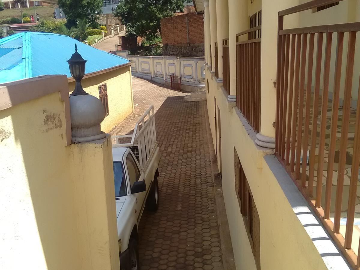 Gloria Motel Cyangugu Dış mekan fotoğraf
