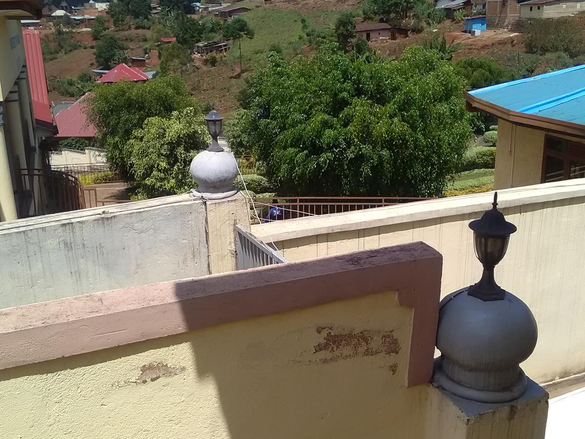 Gloria Motel Cyangugu Dış mekan fotoğraf