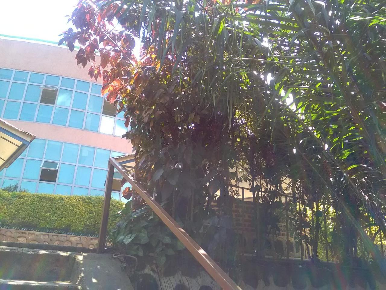 Gloria Motel Cyangugu Dış mekan fotoğraf