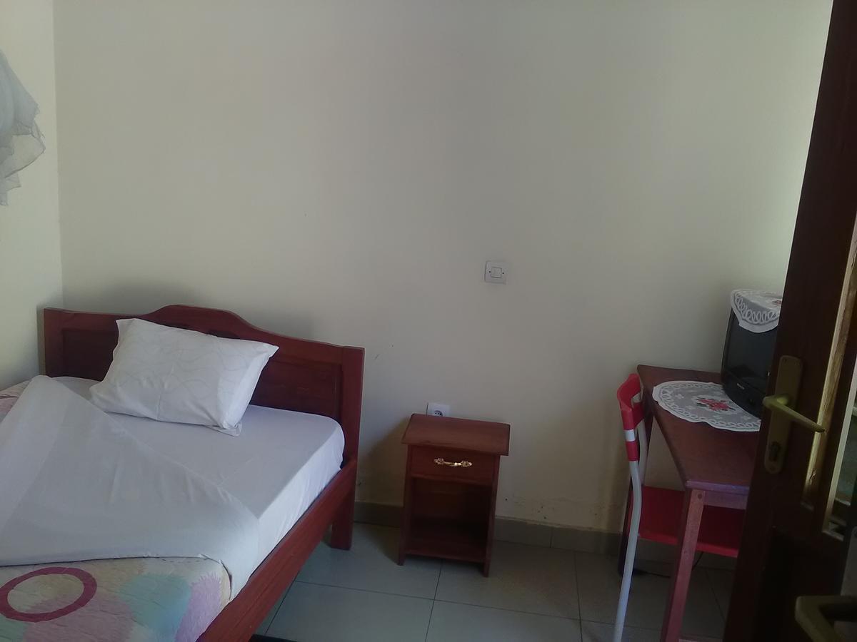 Gloria Motel Cyangugu Dış mekan fotoğraf